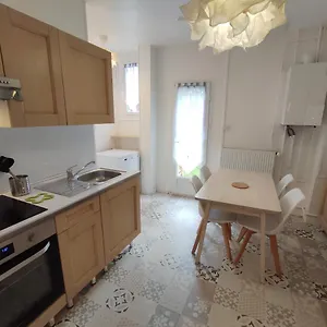  Appartement Gare - Parking - Cosy - Jardin - Labellisé Clévacances 3 étoiles France